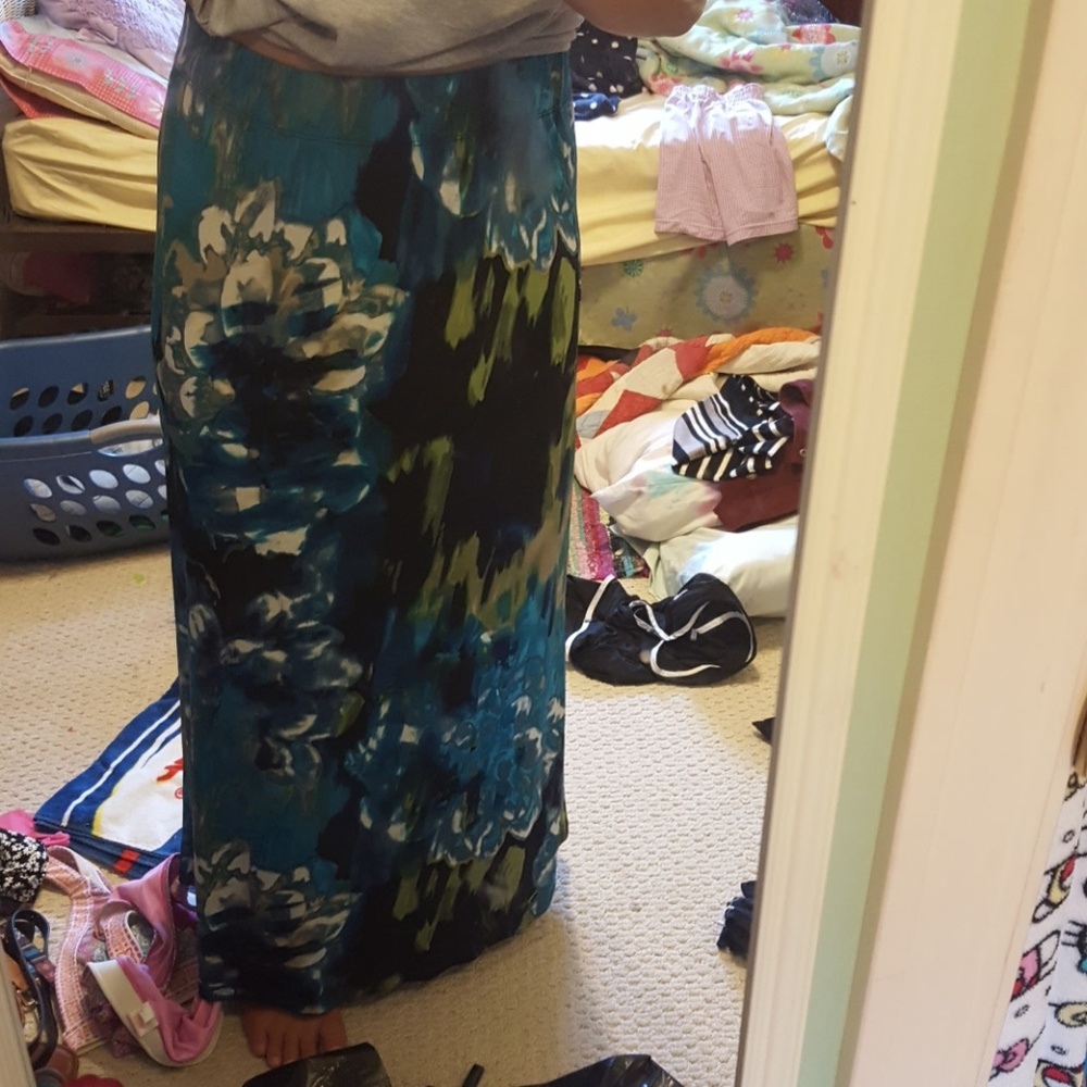 Abstract pattern skirt